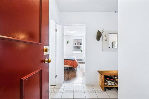Photo 2 at 103 - 114 Vaughan Road, Cedarvale, Toronto