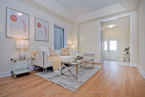 Photo 7 at 240 Seguin Street, Oak Ridges, Richmond Hill