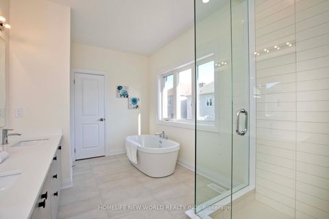 Photo 16 at 240 Seguin Street, Oak Ridges, Richmond Hill Photo 16 at 240 Seguin Street, Oak Ridges, Richmond Hill