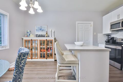 Photo 5 at 30 Bruce Crescent, Bayshore, Barrie