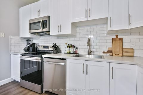 Photo 8 at 30 Bruce Crescent, Bayshore, Barrie