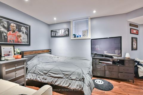 Photo 21 at 30 Bruce Crescent, Bayshore, Barrie