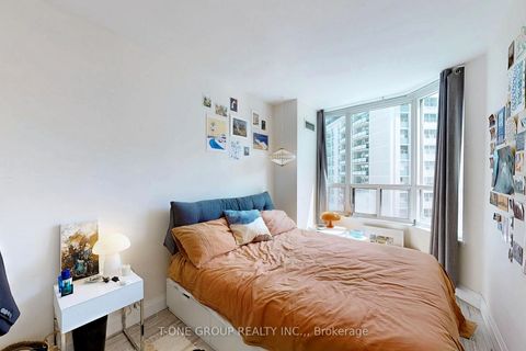 Photo 10 at 1212 - 25 Maitland Street, Yonge Corridor, Toronto Photo 10 at 1212 - 25 Maitland Street, Yonge Corridor, Toronto