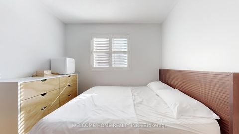 Photo 17 at 33 Fred Young Drive, CFB, Toronto