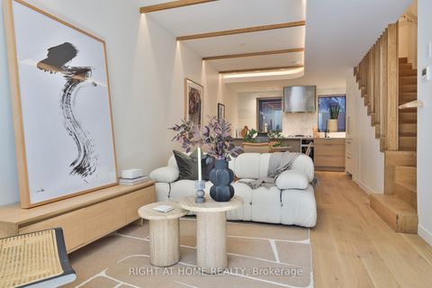 Photo 2 at Garden Home 6 - 225 Brunswick Avenue, University, Toronto Photo 2 at Garden Home 6 - 225 Brunswick Avenue, University, Toronto