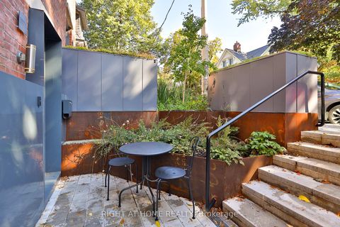 Photo 17 at Garden Home 6 - 225 Brunswick Avenue, University, Toronto