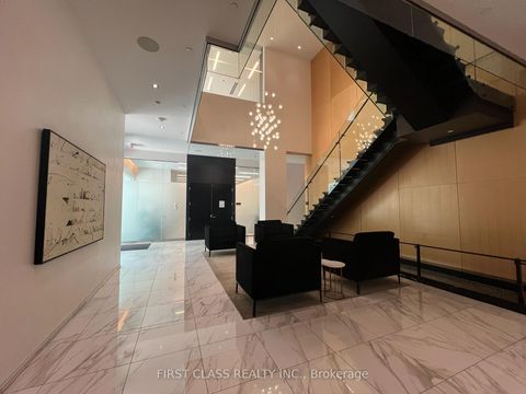 Photo 4 at 806 - 101 Erskine Avenue, Mount Pleasant West, Toronto