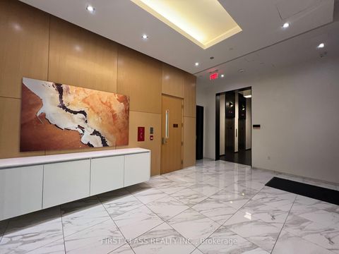 Photo 5 at 806 - 101 Erskine Avenue, Mount Pleasant West, Toronto