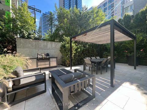 Photo 18 at 806 - 101 Erskine Avenue, Mount Pleasant West, Toronto