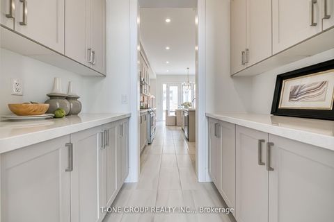 Photo 10 at 72 Meizhou Avenue, Angus Glen, Markham