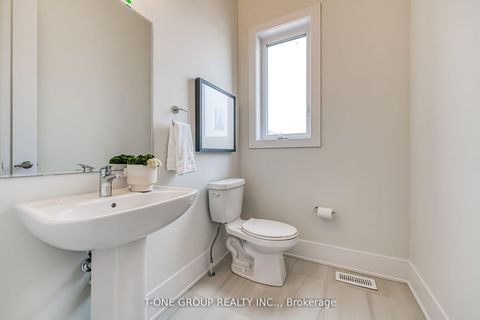 Photo 23 at 72 Meizhou Avenue, Angus Glen, Markham