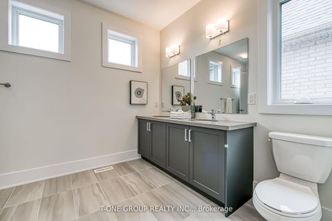 Photo 35 at 72 Meizhou Avenue, Angus Glen, Markham