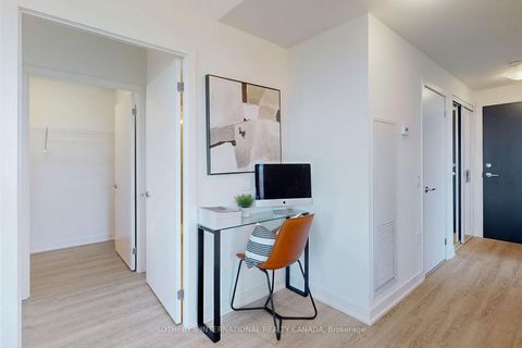 Photo 13 at 624 - 250 Lawrence Avenue W, Lawrence Park North, Toronto