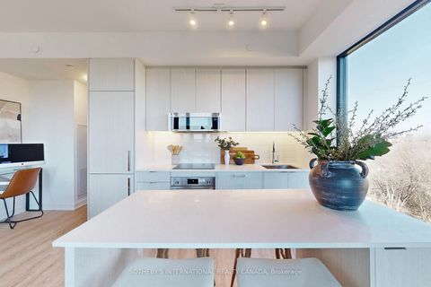 Photo 15 at 624 - 250 Lawrence Avenue W, Lawrence Park North, Toronto