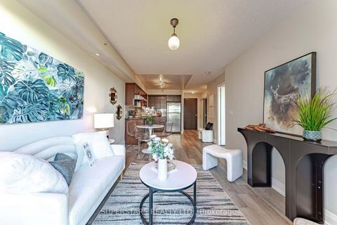 Photo 5 at 516 - 372 Highway 7, Doncrest, Richmond Hill