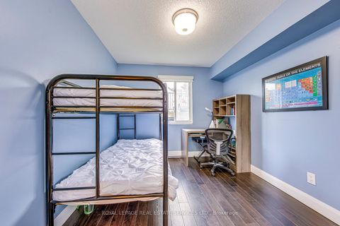 Photo 20 at 911 - 1450 Glen Abbey Gate, GA Glen Abbey, Oakville