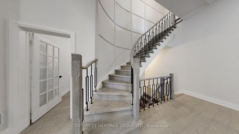 Photo 13 at 103 Garyscholl Road, Vellore Village, Vaughan