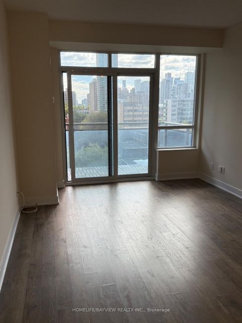 Photo 3 at 605 - 28 LINDEN Street, North St. James Town, Toronto