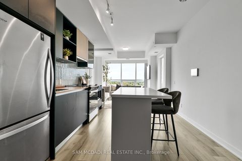 Photo 4 at 722 - 405 Dundas Street W, GO Glenorchy, Oakville