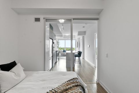 Photo 17 at 722 - 405 Dundas Street W, GO Glenorchy, Oakville