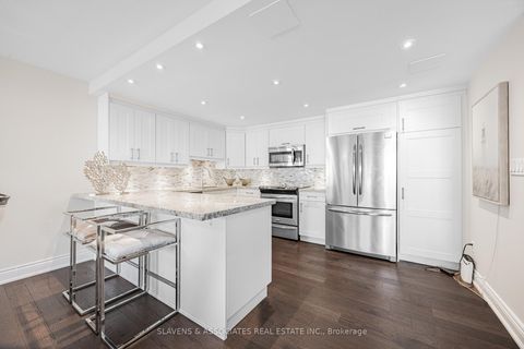 Photo 16 at 108 - 18 Lower Village Gate, Forest Hill South, Toronto