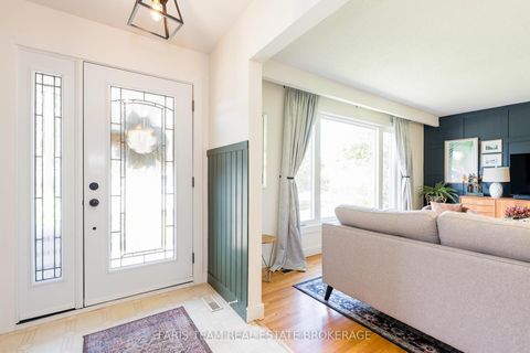 Photo 3 at 43 Jeffrey Street, Grove East, Barrie
