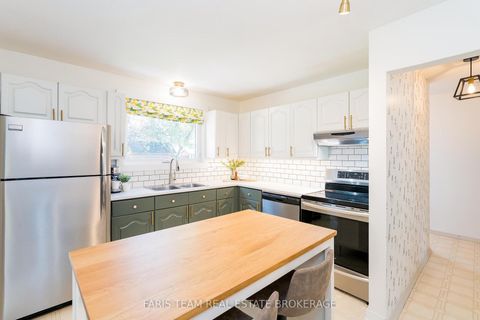 Photo 6 at 43 Jeffrey Street, Grove East, Barrie