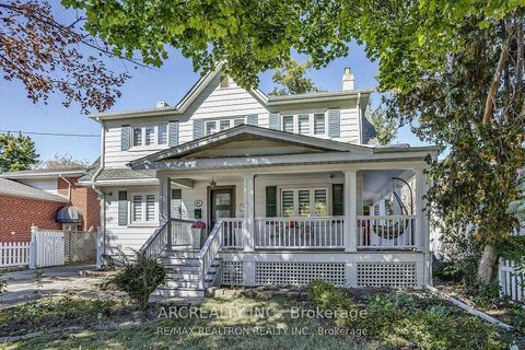 Photo 1 at 97 Centre Street E, Crosby, Richmond Hill