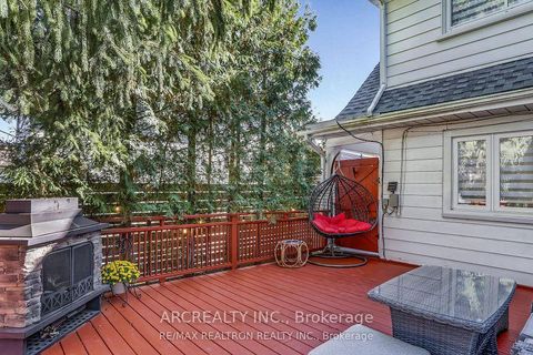 Photo 22 at 97 Centre Street E, Crosby, Richmond Hill