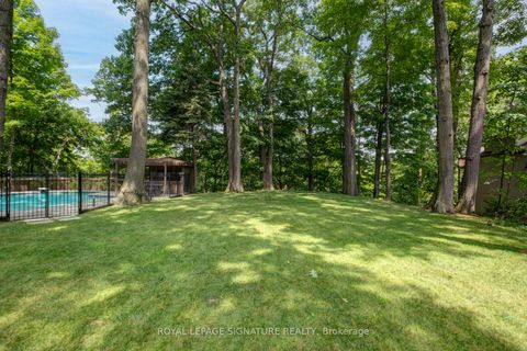 Photo 38 at 20 Taylor Drive, East York, Toronto