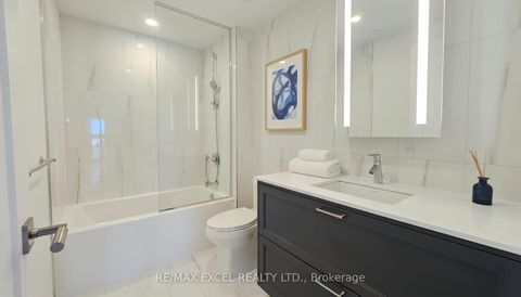 Photo 6 at 3409 - 30 Inn On The Park Drive, Don Mills, Toronto