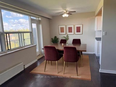 Photo 4 at 610 - 50 Gulliver Road, Amesbury, Toronto