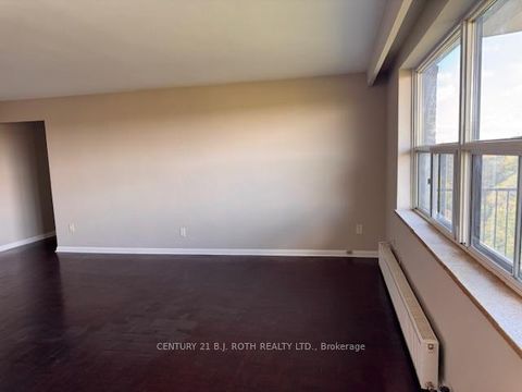 Photo 15 at 610 - 50 Gulliver Road, Amesbury, Toronto