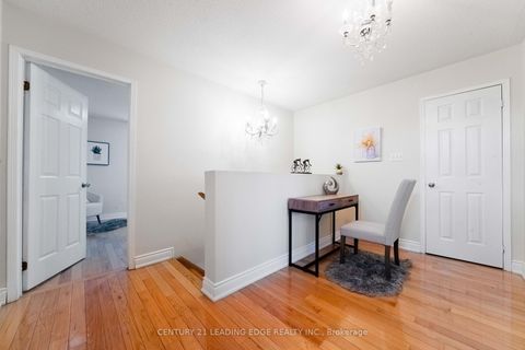 Photo 13 at 4 Glacier Crescent, Rouge E11, Toronto