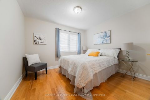 Photo 15 at 4 Glacier Crescent, Rouge E11, Toronto
