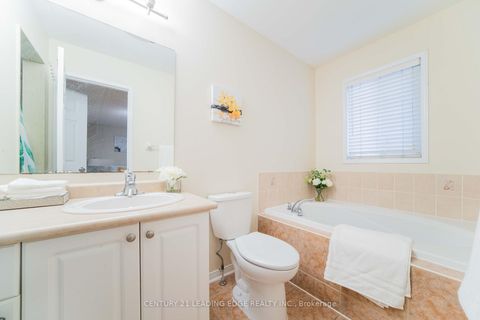 Photo 22 at 4 Glacier Crescent, Rouge E11, Toronto