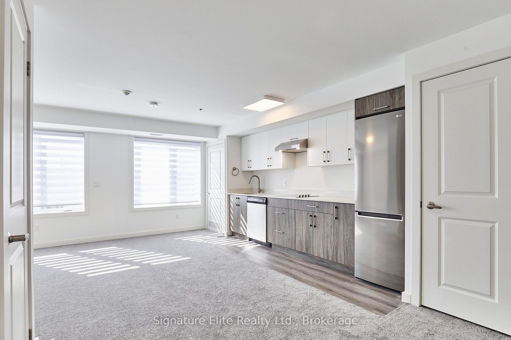 305 - 45 Connaught Avenue, Coxwell, Toronto 