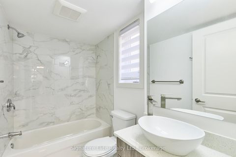 Photo 14 at 404 - 45 Connaught Avenue, Coxwell, Toronto