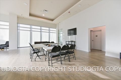 Photo 23 at 508 - 2522 Keele Street, Maple Leaf, Toronto