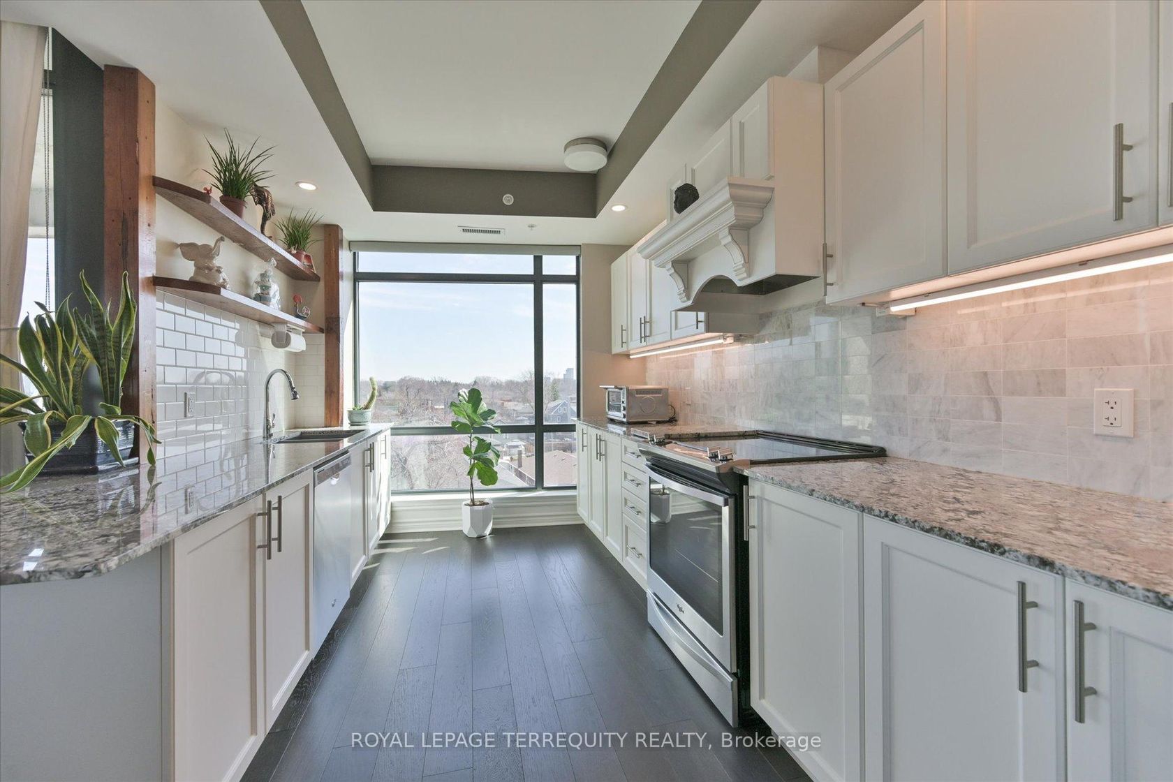 508 - 2522 Keele Street, Maple Leaf, Toronto by Alessia Polo 508 - 2522 Keele Street, Maple Leaf, Toronto