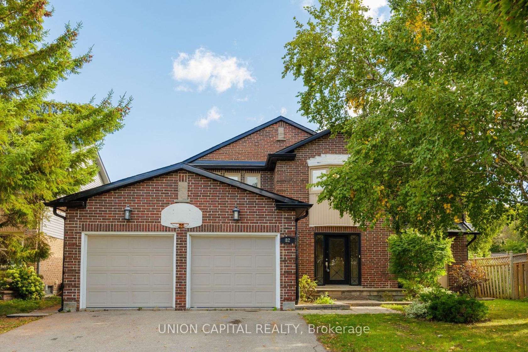 82 Old Yonge Street, Aurora Village, Aurora 