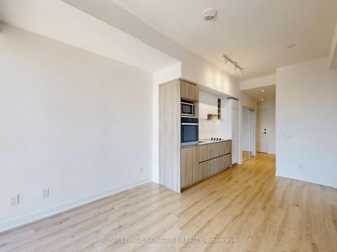Photo 4 at 1006 - 319 Jarvis Street, Moss Park, Toronto