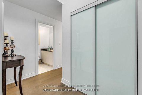 Photo 8 at 209 - 86 Woodbridge Avenue, West Woodbridge, Vaughan