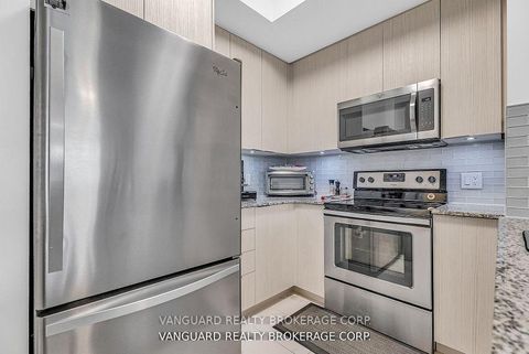 Photo 21 at 209 - 86 Woodbridge Avenue, West Woodbridge, Vaughan