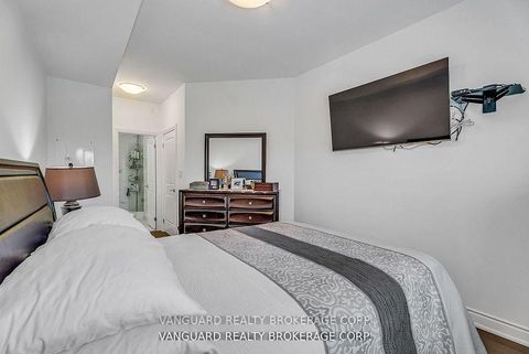 Photo 24 at 209 - 86 Woodbridge Avenue, West Woodbridge, Vaughan