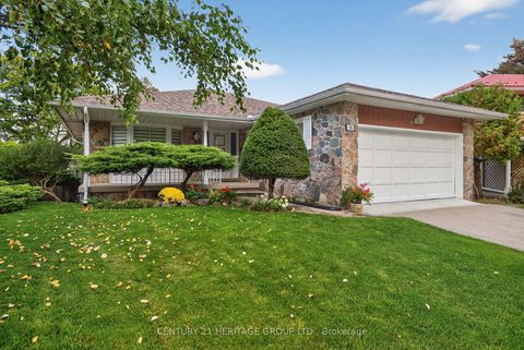 Photo 1 at 58 Morgandale Crescent, L'Amoreaux, Toronto