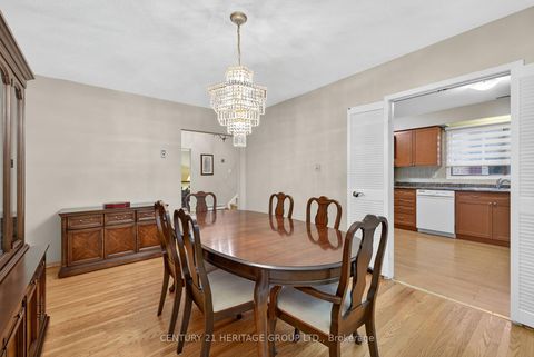 Photo 14 at 58 Morgandale Crescent, L'Amoreaux, Toronto