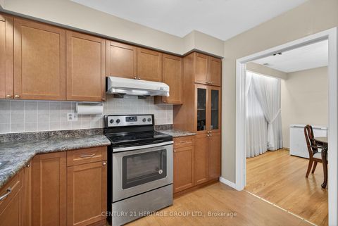 Photo 20 at 58 Morgandale Crescent, L'Amoreaux, Toronto