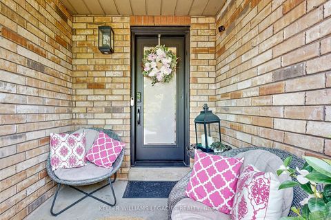 Photo 40 at 69 Crieff Avenue, Maple, Vaughan
