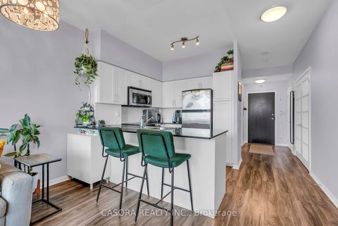 Photo 7 at 1207 - 15 Windermere Avenue, Swansea, Toronto